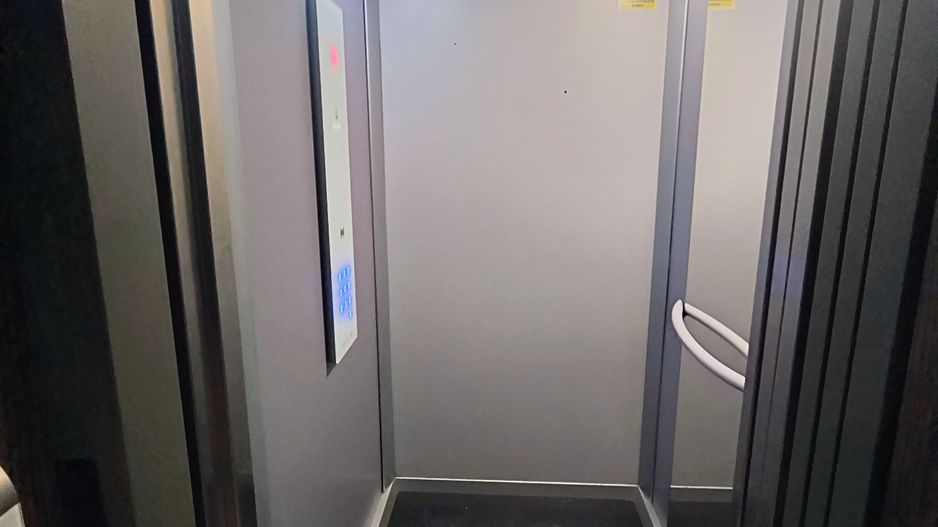 Phoenicia- Piața Alba Iulia- Bd Unirii - Poză 13