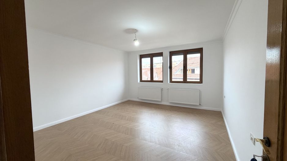 Apartament 4 in Vila Mediteraneana zona centrala - Poză 3