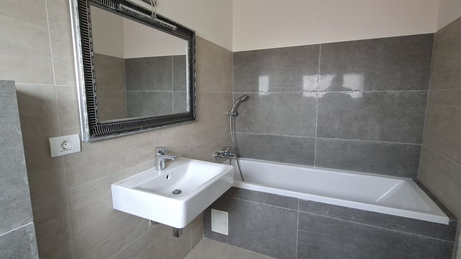 Casa la prima inchiriere cu 3 camere - Poză 13