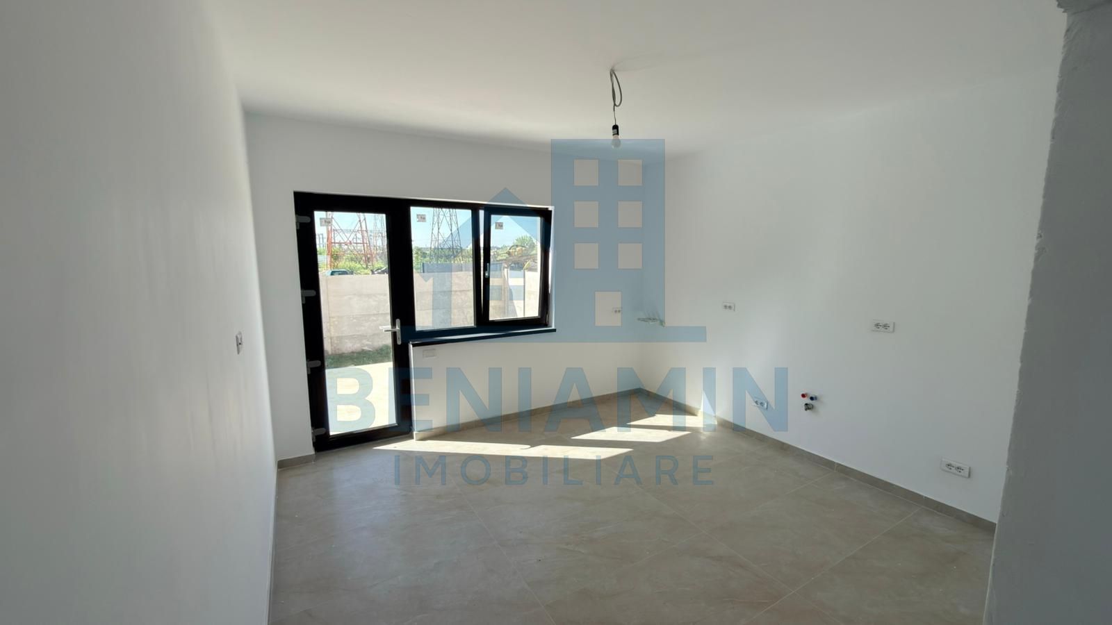 Vila Moderna P+1-Zona Damila-Selgros-4 Dormitoare-Materiale Premium - Poză 4
