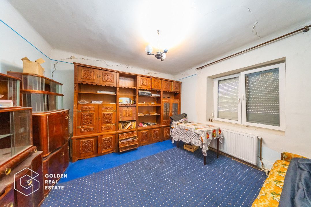 Teren de 1233 mp cu casa, Gai, ideal pentru renovare sau constructie noua - Poză 6
