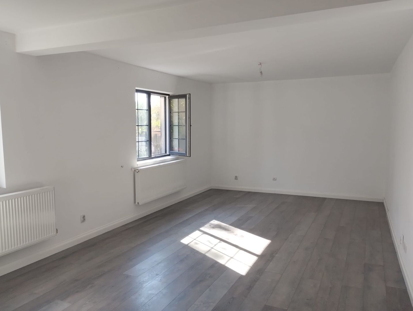 Casa individuala unde confortul întâlnește liniștea! - Poză 8