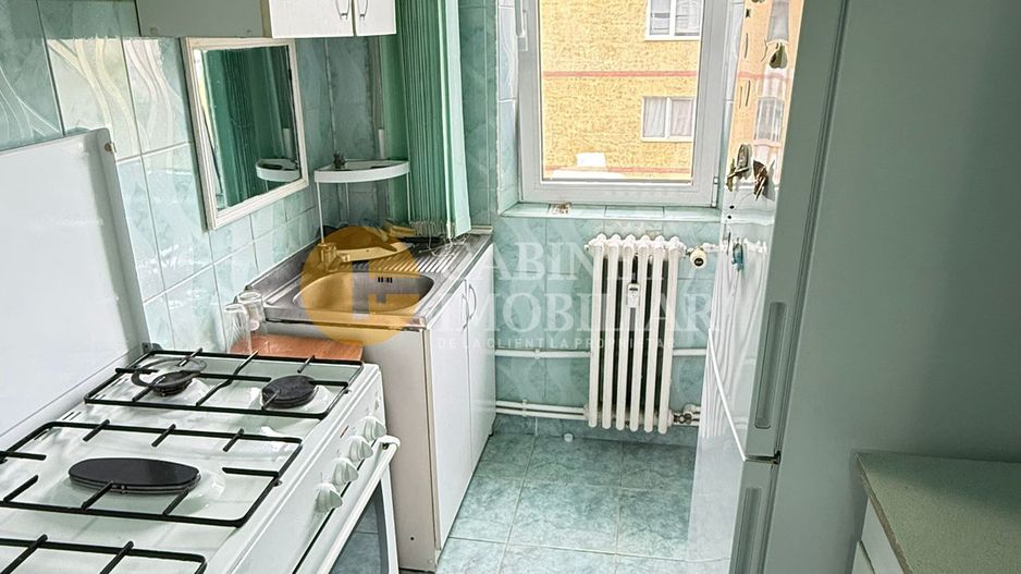 3 Camere Semidecomndat- Mobilat si Utilat- zona Alexandru Cel Bun - Poză 5