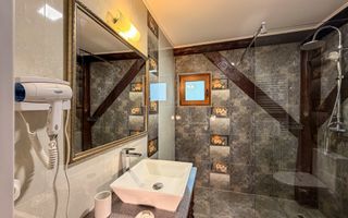 Hotel / Pensiune cu 10 camere de vânzare - afacere la cheie - Poză 4