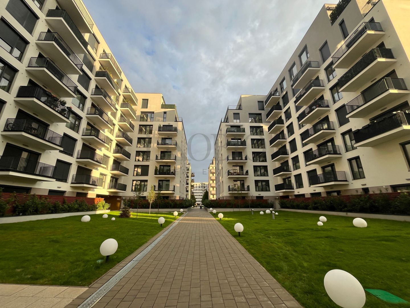 Apartament 3 Camere cu Parcare | Complex Arcadia Domenii | 79 mp - Poză 7