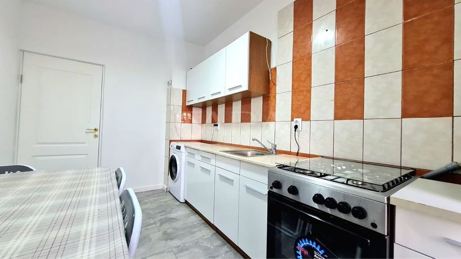 Apartament cu 3 camere decomandate, parcare inclusă, zona Interservisa - Poză 3