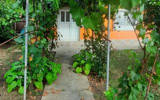 🏡 CASĂ BĂTRÂNEASCĂ LOCUIBILĂ DE VÂNZARE – TRIFEȘTI, IAȘI 🏡 - Poză 4