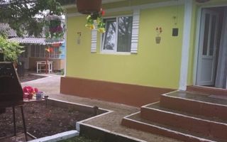 Proprietate de vânzare cu casă și teren în Hoisești, comuna Dumești - Poză 3