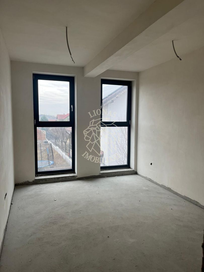 Doua case in Duplex 4 camere 183 mp-teren 295 mp-Dezmir Jud. Cluj - Poză 6