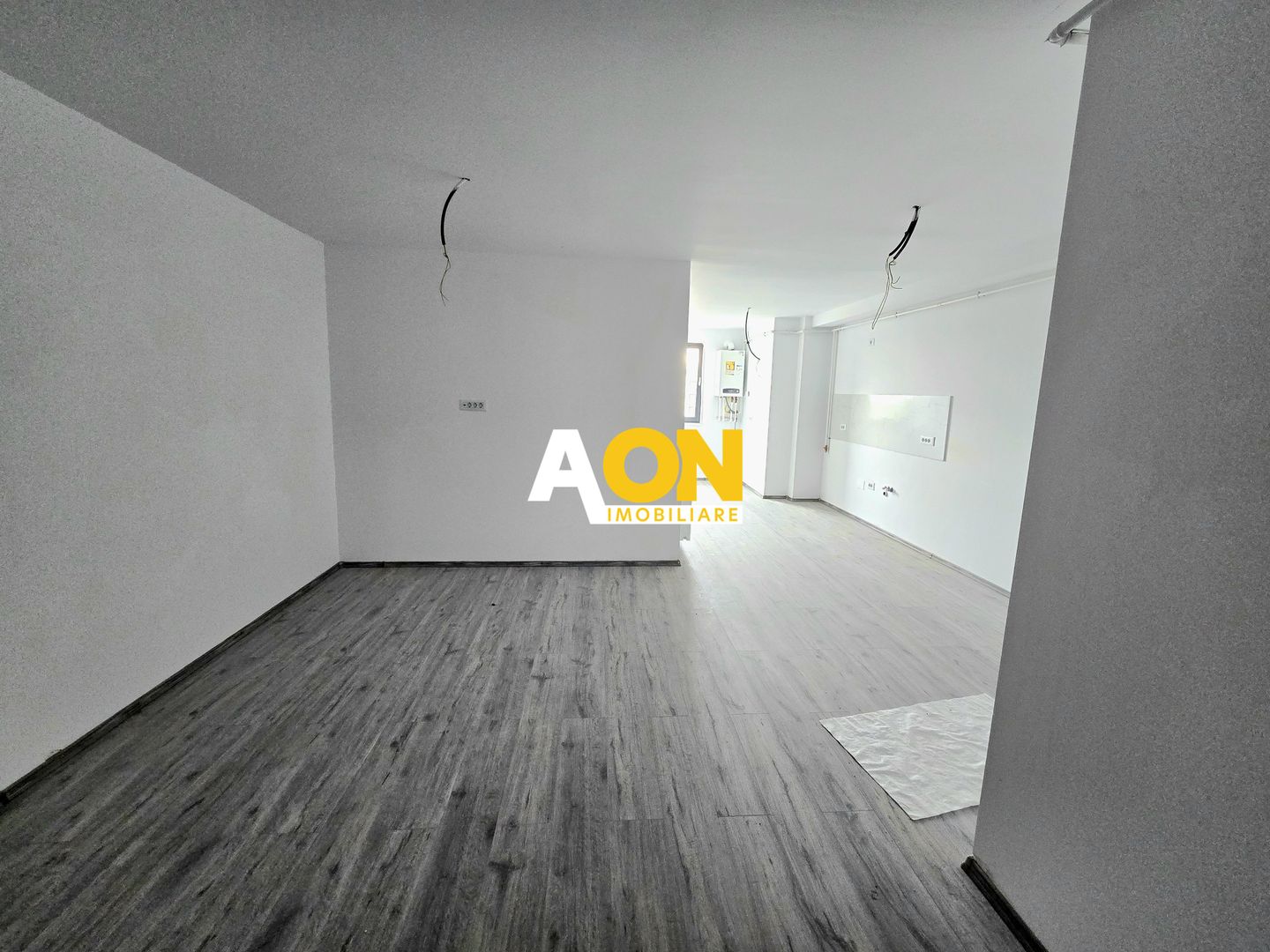 Apartament cu 2 Camere, Bloc Nou, Lift, Zona Cetate - Poză 1