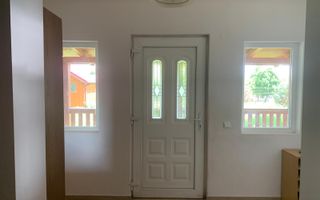 Duplex spațios, 200 mp utili, teren 700 mp, în vatra veche din Moșnița - Poză 5