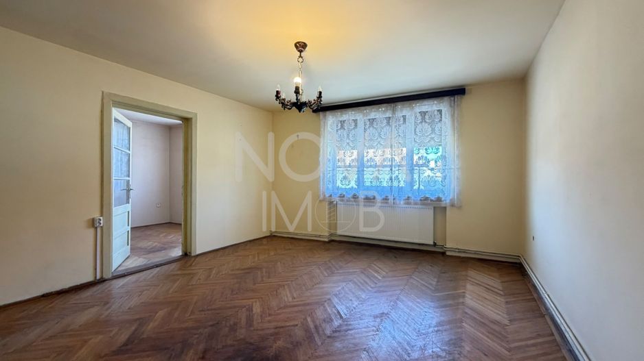 Casa individuala de vanzare cu COMISION 0, Zona Lazaret / Lupeni - Poză 1