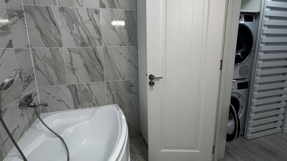 Apartament 2 Camere 52 m2 +2 Balcoane de 20 m2 - Poză 4