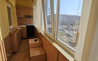 3 camere KFC - Universitate - Poză 8
