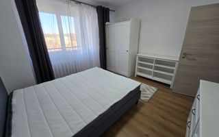 Apartament cu 4 Camere, Complet Mobilat, Lift, Zona Centru - Poză 11