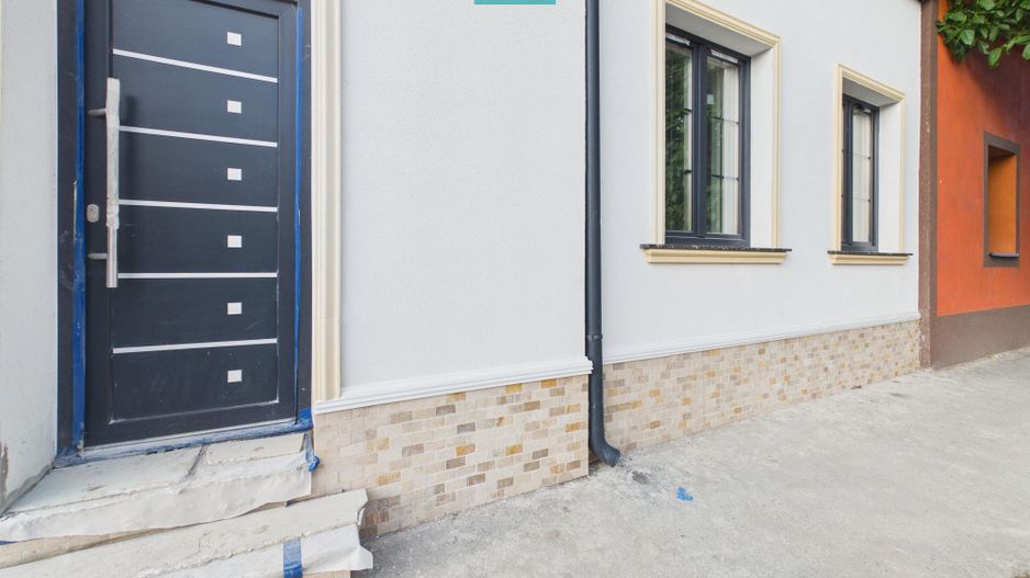 Apartament la casă în Pârneava - Poză 2