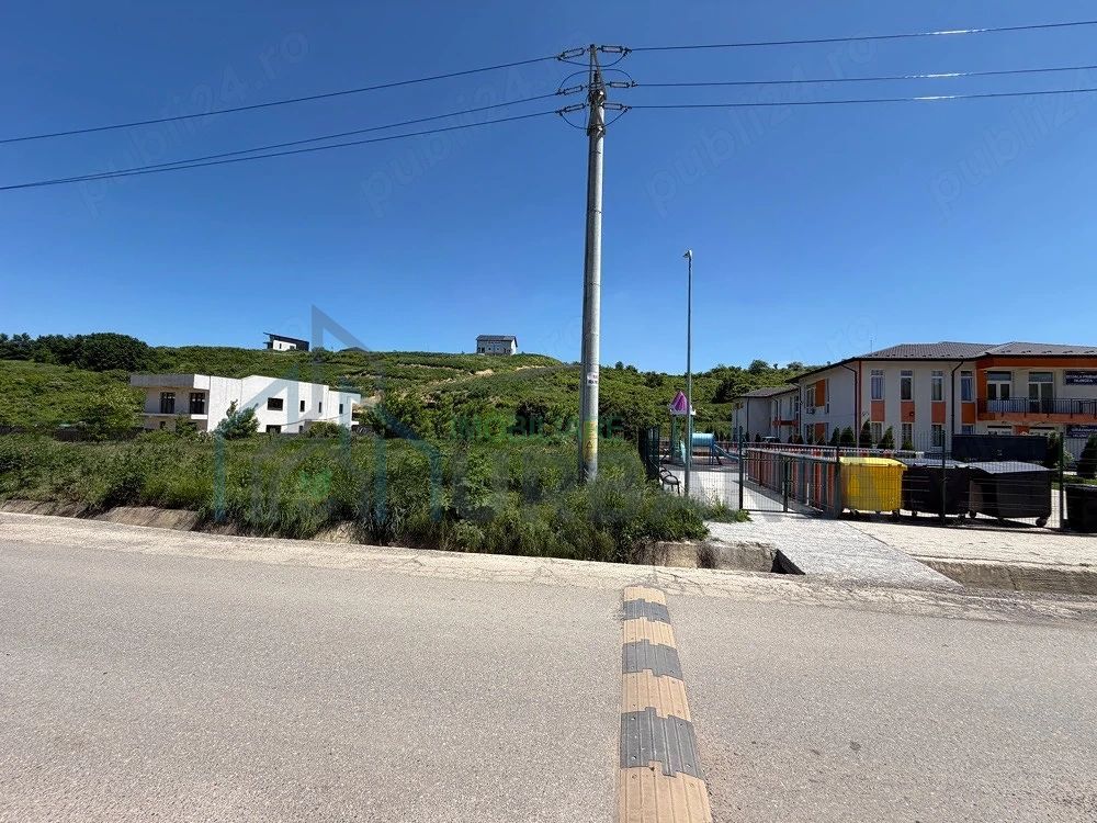 Casă duplex cu teren de 1800 mp, la 1 km de fostul Dedeman, lângă Școala Hlincea, Iași - Poză 2