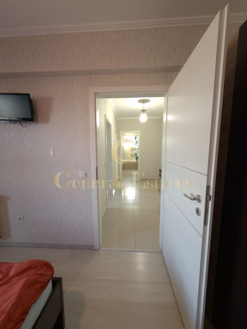 Vand apartament 2 camere - Poză 9