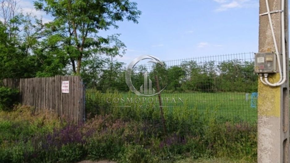 Teren intravilan sat Caltuna Smeeni BZ suprafata 3580mp deschidere 50m - Poză 4
