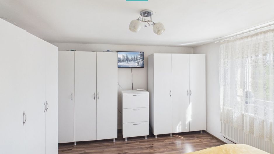 Casă retrasă Pișchia – 4 camere, teren 920 mp - Poză 46