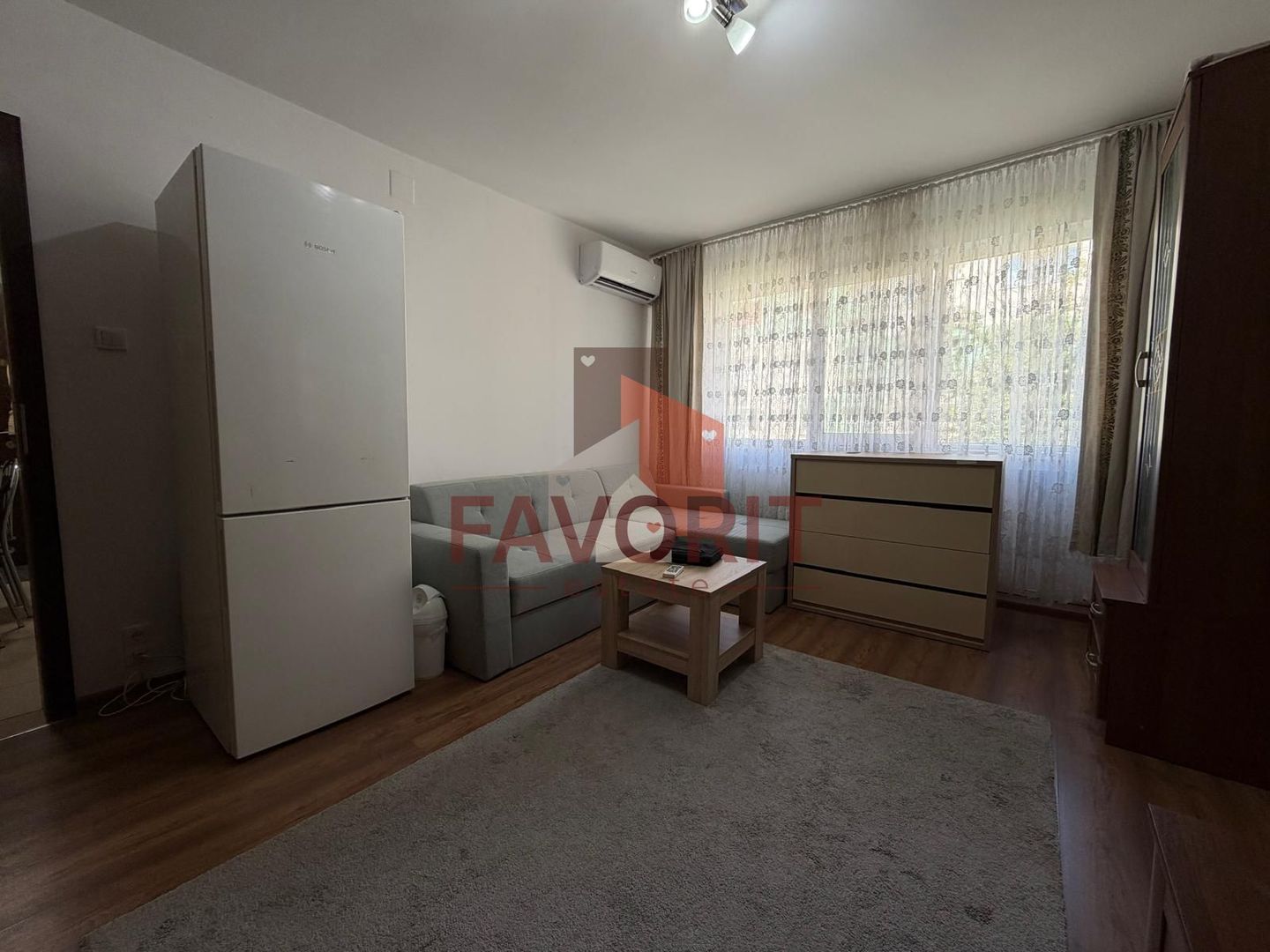 2 camere | etaj 2 | centrala proprie | renovat | zona excelenta | - Poză 2