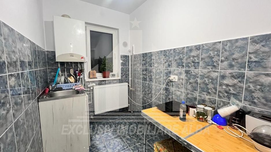 Apartament cu 3 camere etaj intermediar, Cetate - Poză 6