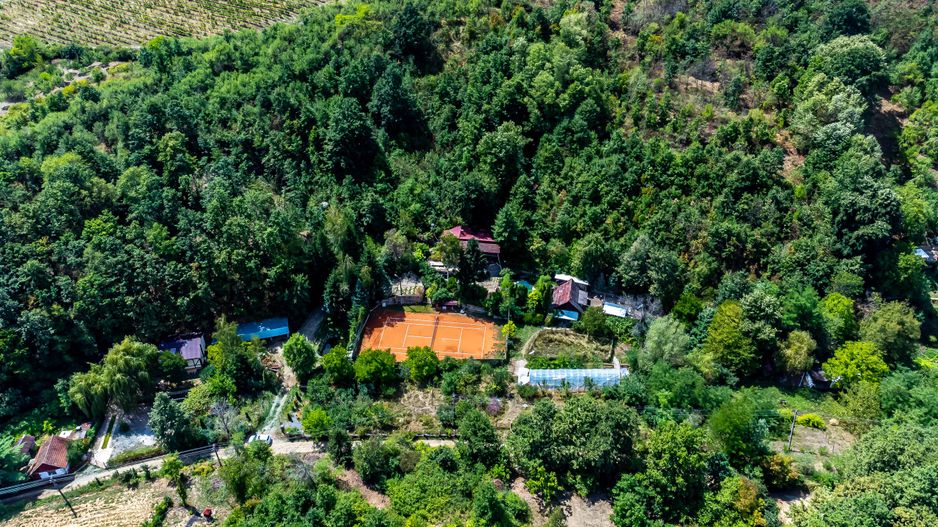 PROPRIETATE VÂNDUTĂ Casă conac cu 15.000 mp deal împădurit la Barațca, - Poză 14