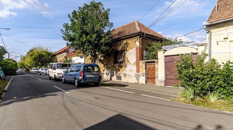 Proprietate REZERVATĂ! Casă din centru în Arad. - Poză 5