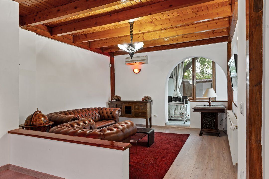 Vilă spațioasă de închiriat 6 camere piscină încălzită zona de Nord - Poză 6