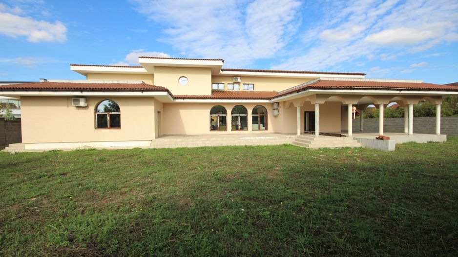 Casa stil mediteranian in Dumbravita - Poză 1