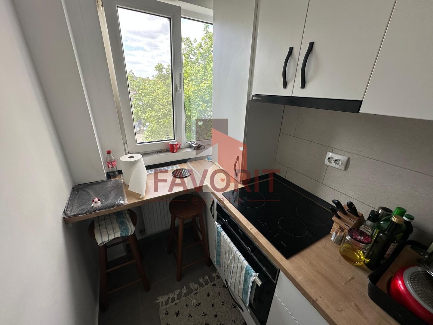 2 camere | etaj 2 | centrala proprie | renovat | mobilat si utilat | - Poză 6