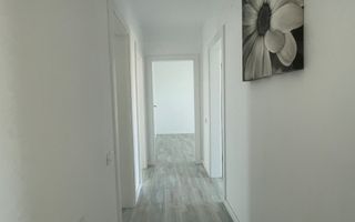 VILA NOUA SI MODERNA CU 5 CAMERE LA INCHIRIERE IN OTOPENI - Poză 15