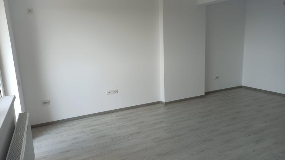 2cam.studio/53mp/strPostalionului/STB241-1min/metrouApPatriei-15min - Poză 16