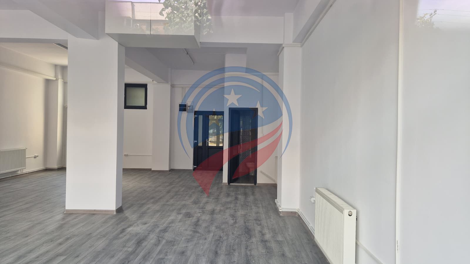 SPATIU COMERCIAL -DE INCHIRIAT -STRADAL -IN  FILIASI - Poză 6