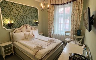 Vila de vanzare in zona Centrala/Orasul de jos - Poză 32