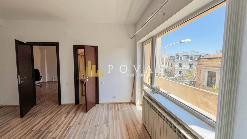 Vanzare Apartament 4 Camere UNIVERSITATE MOSILOR - Poză 1