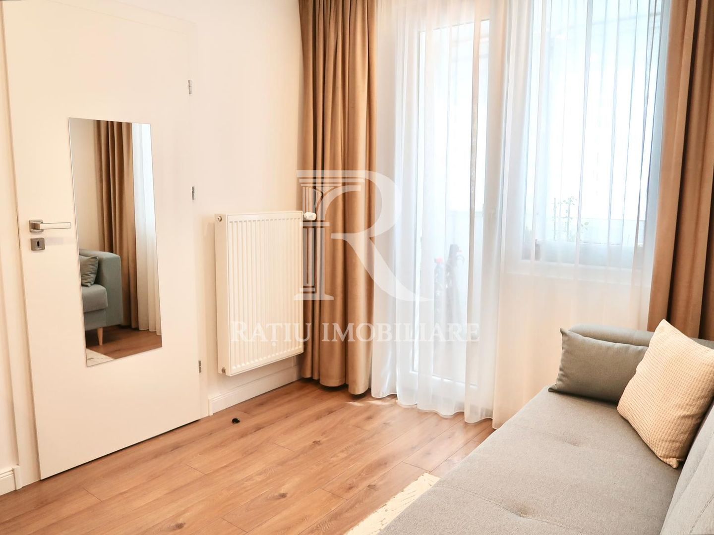Apartament cu 3 camere | Vedere panoramică deosebită | Oradea - Poză 15