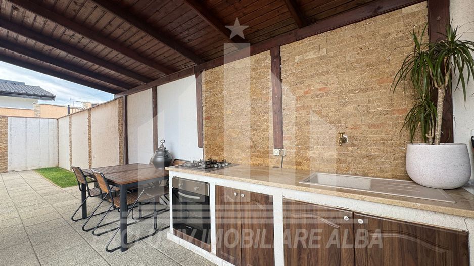 Casa insiruita de vanzare, Cetate - Poză 12