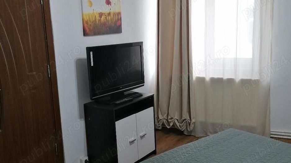 Apartament cu o camera, mobilat si utilat - zona centrala - Poză 2