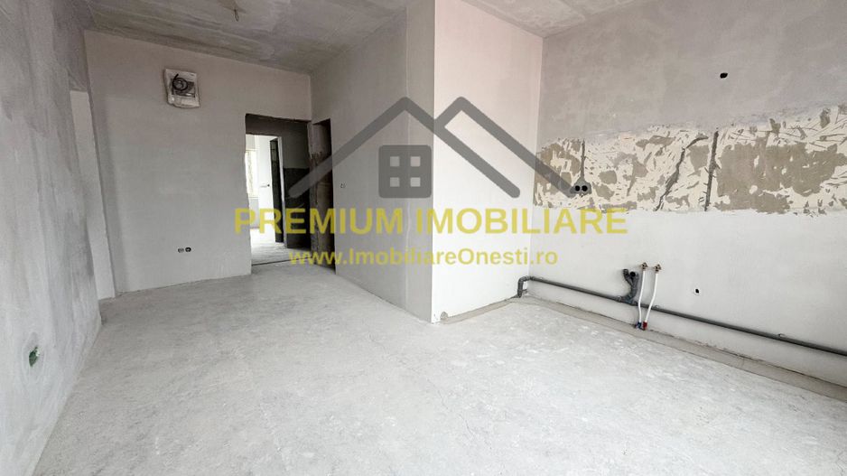Oportunitate unică de investiție – Etaj complet de vânzare în Onești - Poză 7