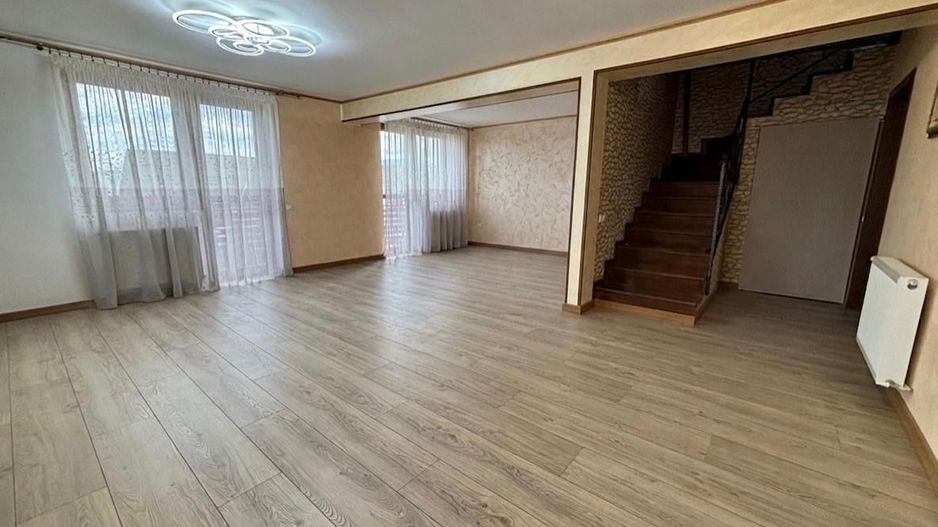 Casa 5 camere cu teren GENEROS si CARPORT - Cartierul Arhitectilor - Poză 16