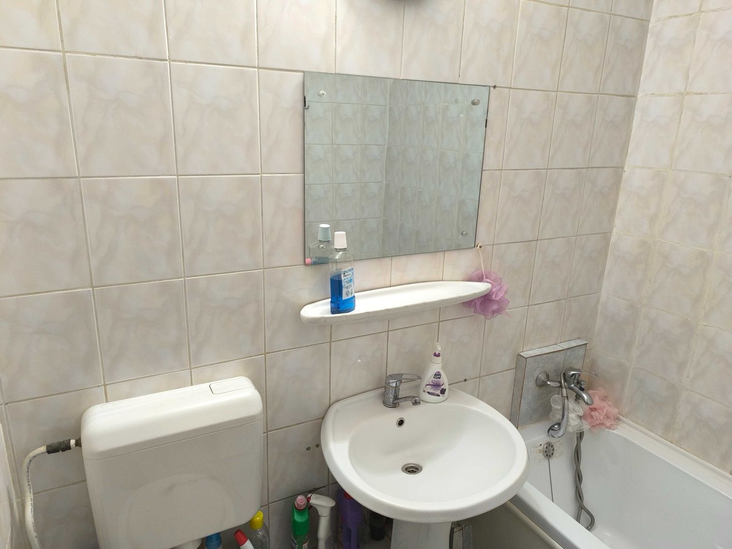 Garsoniera zona Basarabiei - Nicoale Sebe - Poză 1