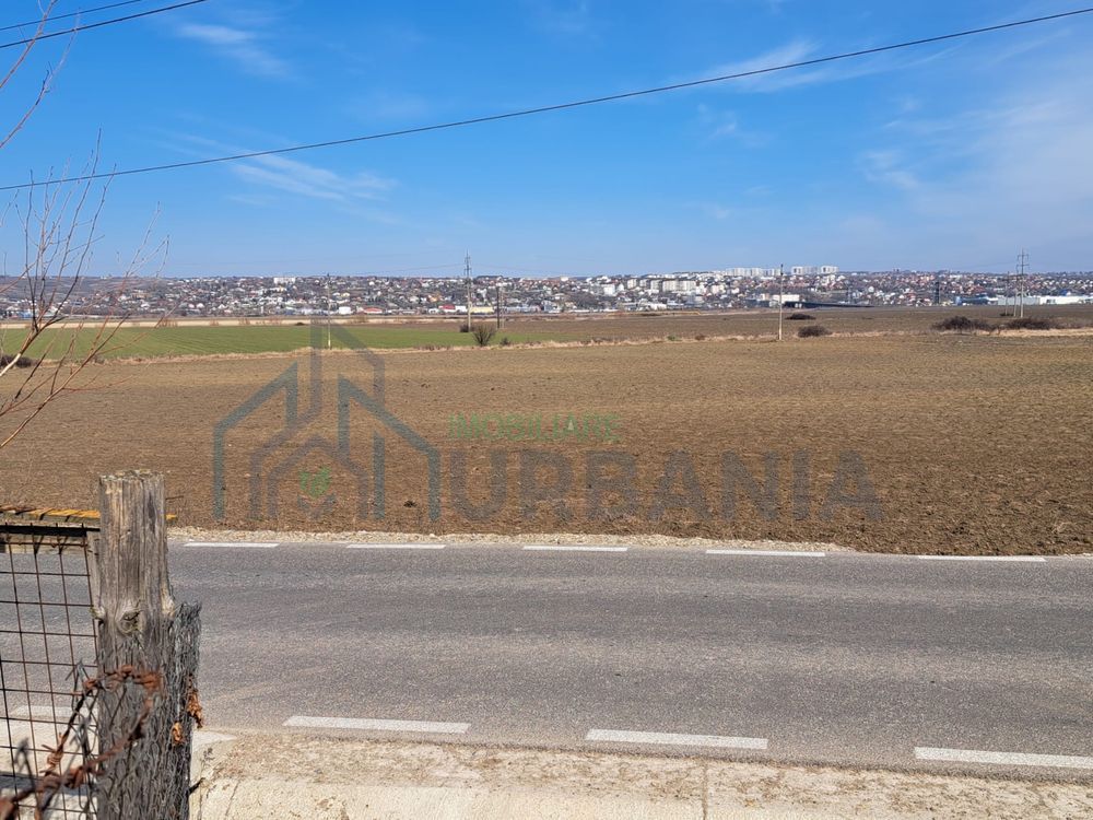 Teren extravilan 2100 mp, Miroslava, sat Uricani, str. Eroilor - Poză 3