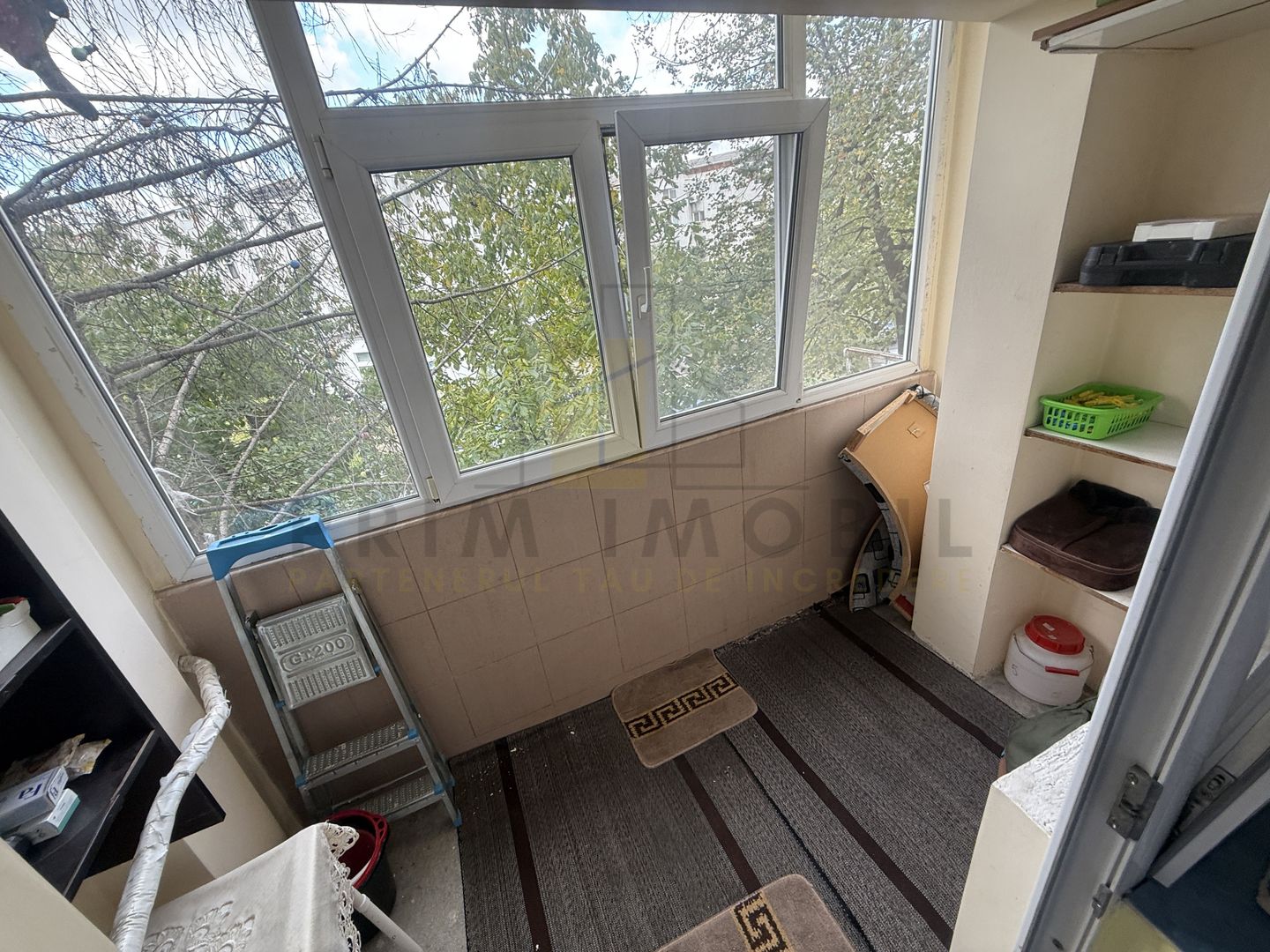 4 camere Decomandat Dacia, etaj intermediar, 1980 - Poză 6