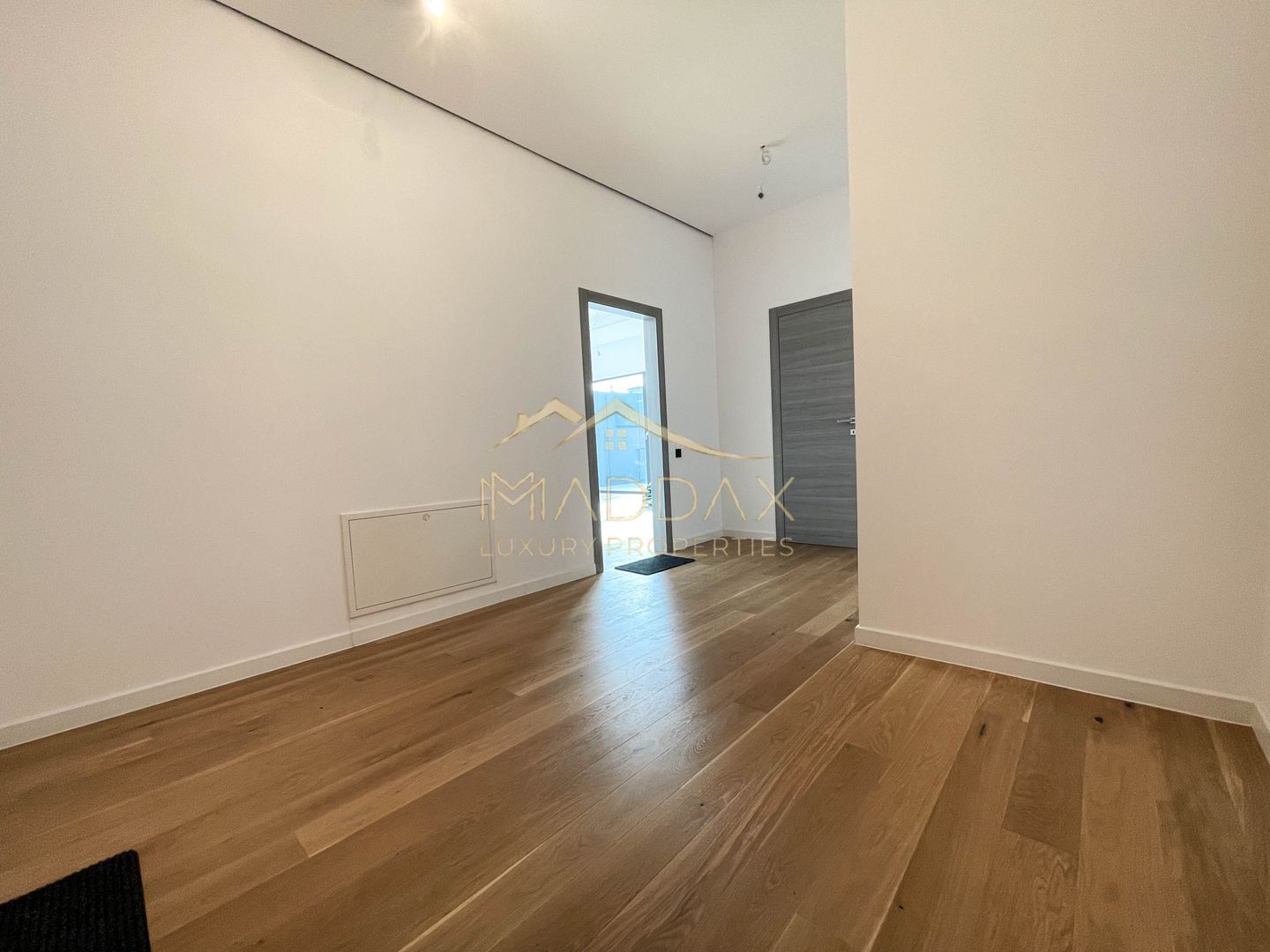 2 Rooms 100 sqm / high ceiling ***LUX***First Rent***/ Floreasca / 2 Parking - Poză 13