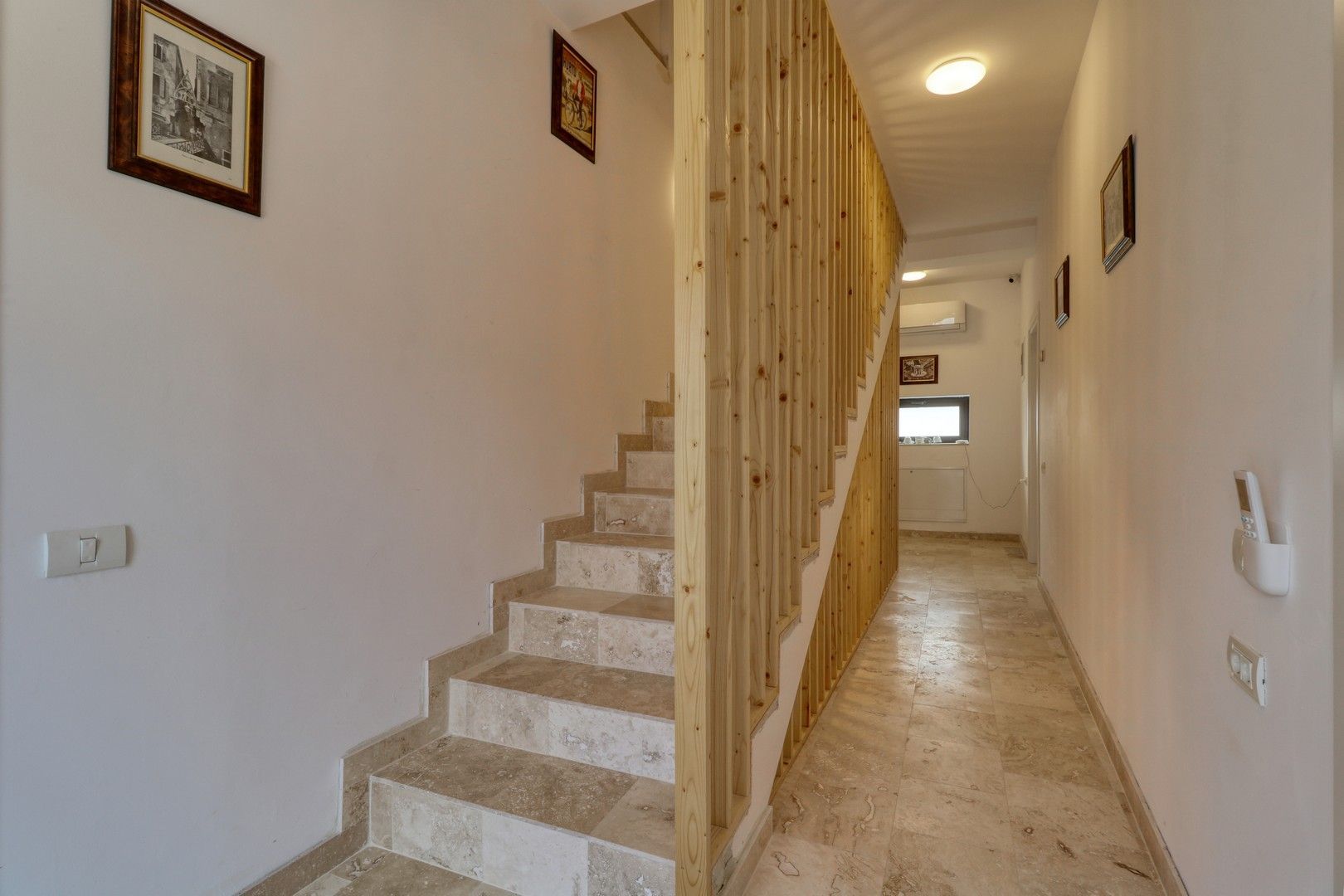 Corbeanca Business Center P+1+M | 19 camere | 400 mp utili/ 8 parcari - Poză 10