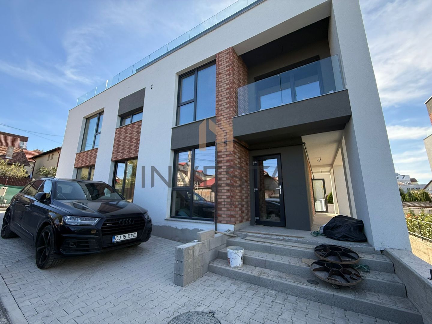 Spatiu comercial pretabil pentru clinica!  6 parcari incluse ! - Poză 1