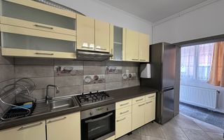 Casa cu 2 apartamente | Ultracentral | Zona Palatul Urania - Poză 3