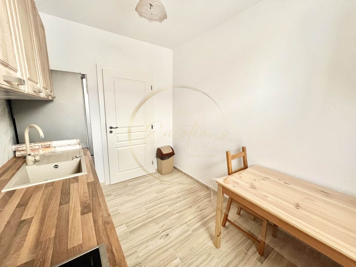 OCAZIE | Apartament 4 camere cu mansarda - 85 mp - Poză 9