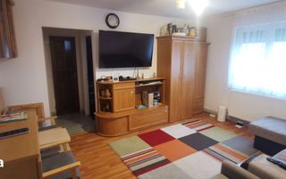 BRASADAS vinde ap 3 cam etaj 3/4 mobilat și utilat complet. - Poză 2